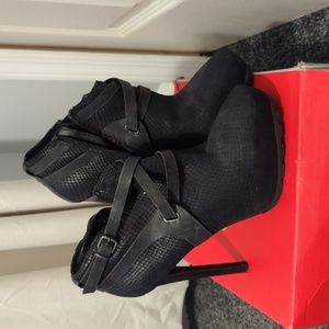 Guess_ Leather Ankle Boots